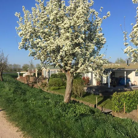 Vakantiewoning 6-Persoons * Nederhorst den Berg