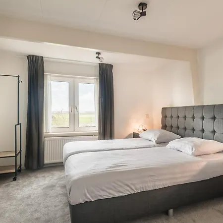 Vakantiewoning 6-Persoons *